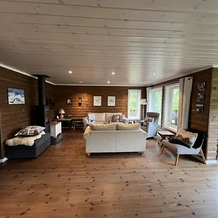 Holiday home New Cozy By Trails And Nature Paths